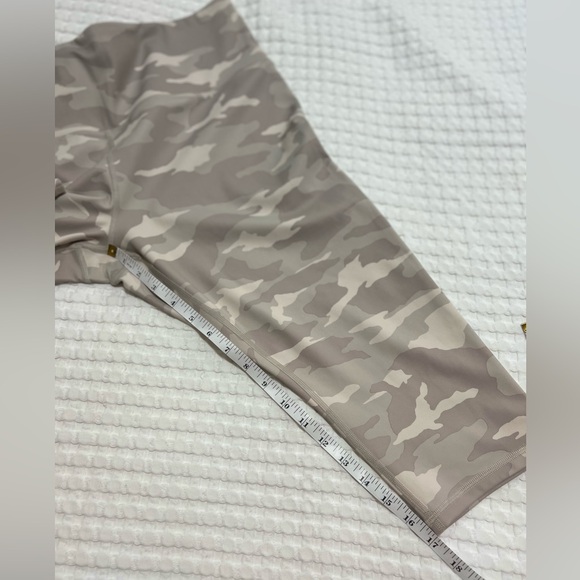 Athleta Elation Camo Crop Leggings - Picture 12 of 12